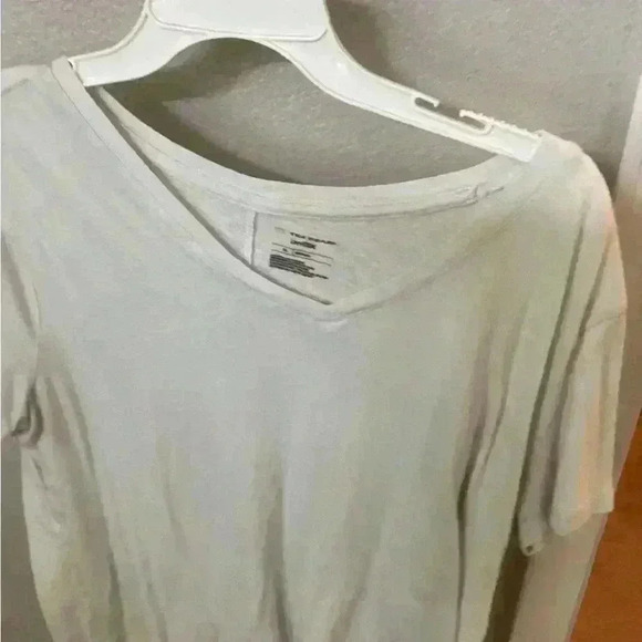 Women’s white t shirt -XL - Picture 1 of 2